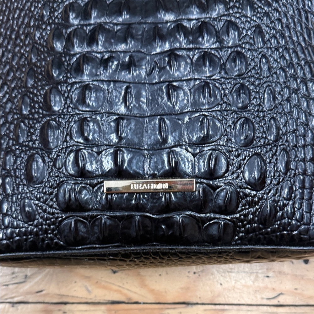 Brahmin Katie Black Croc-Embossed Crossbody Bag - Picture 3 of 8